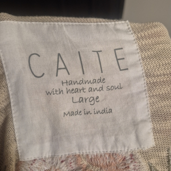 Beautiful Embroidered Cream Button-Front Women's Cardigan L Oversized Johnny Was - Picture 10 of 11